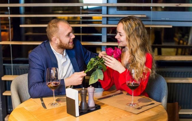 9 questions to ask on first date: Find out if you have future together