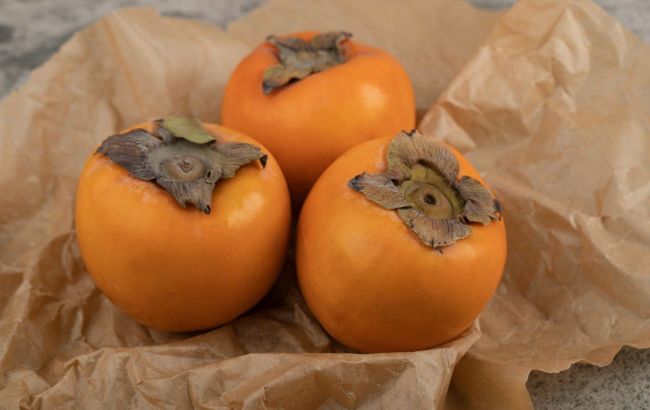 Persimmon season: Who can and can't consume