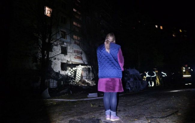 Zaporizhzhia hit overnight: Cars ablaze, windows smashed, yards ruined