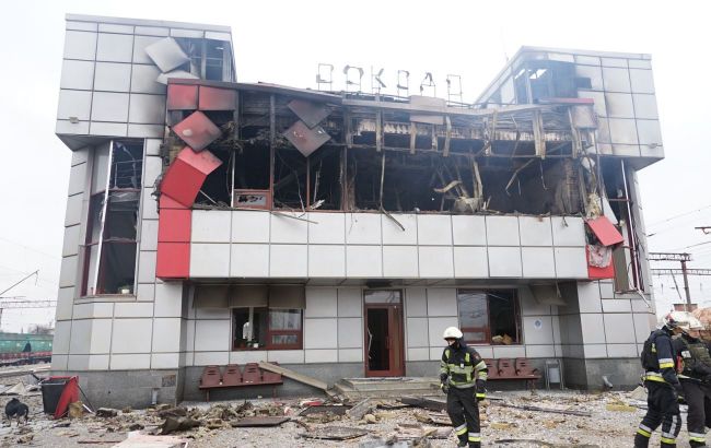Energy hits and a ruined train station in Fastiv: All the fallout from the latest strike on Ukraine