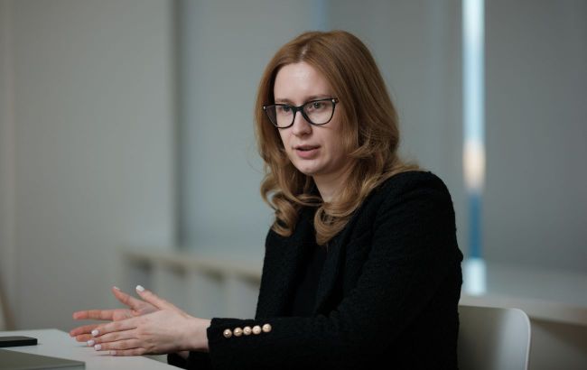 Ukraine approves budget payments under minerals deal with US
