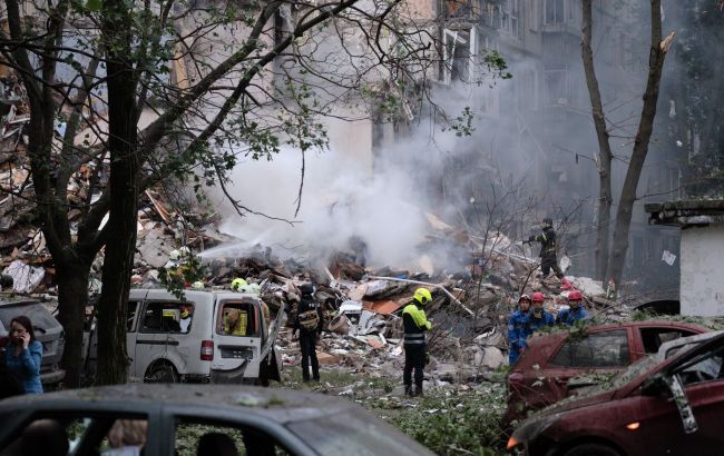 Death toll in Kyiv reaches 11 after large-scale Russian attack, including one child among victims