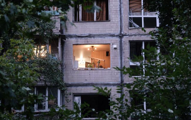 Girl survives fall from ninth floor during missile strike on Kyiv