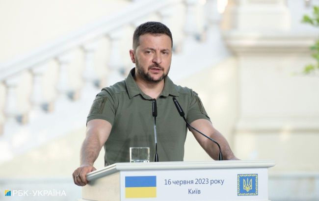 Zelenskyy to visit NATO Summit on July 12 - Bloomberg