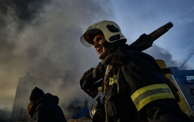 Fire breaks out in Odesa after explosions