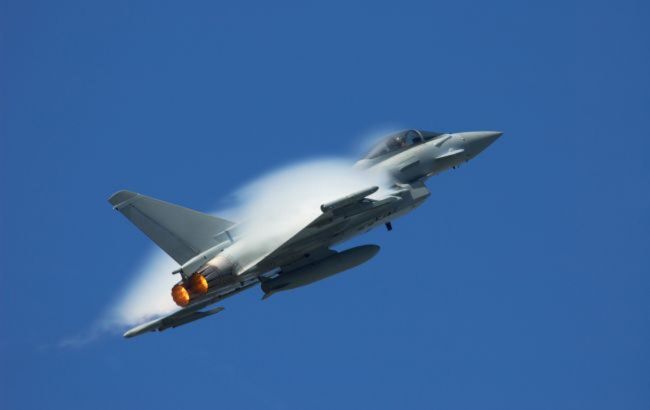 UK to fully halt Typhoon fighter jet production