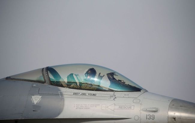 Netherlands to handle maintenance and spare parts for Ukraine's F-16s