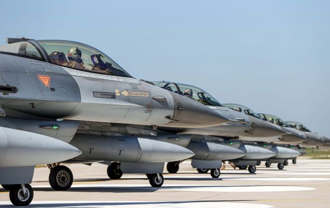 Netherlands sends F-16s to Romania to train Ukrainian pilots