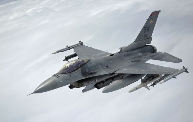 Lockheed ready to train Ukrainian pilots if NATO allies send F-16s to Kyiv