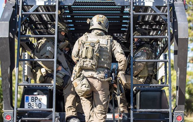 Austria may consider joining NATO: Former defense minister states condition
