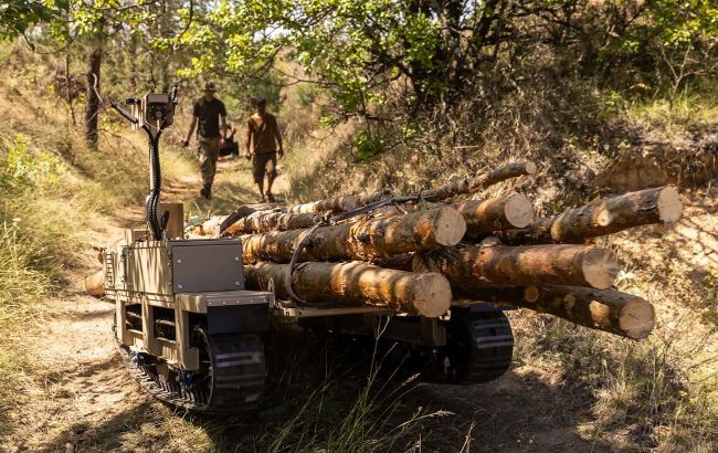 Tens of thousands of missions: Ukraine expands use of ground robots at front