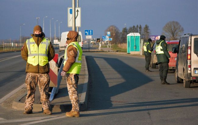 Latvian Saeima bans cars registered in Belarus from staying in country