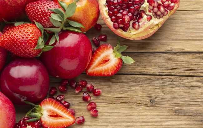 Reverse aging with these 3 youth-restoring fruits, nutritionist's insight