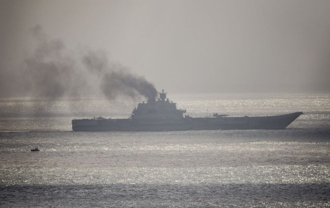 Near coasts of Turkey a ship broke in half due to storm