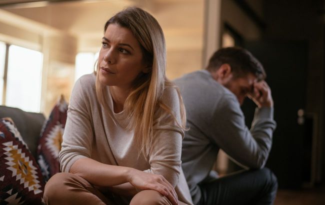 How to tell if your husband no longer loves you: 7 warning signs