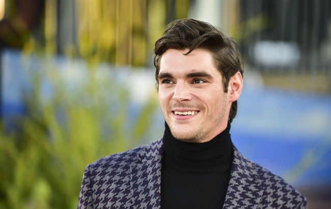 'We were texting just a few weeks ago': Breaking Bad cast reacts to RJ Mitte's death