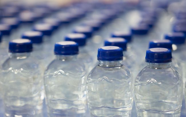 Bottled water has tiny nanoplastics able to penetrate body's cells, hurt organs - study