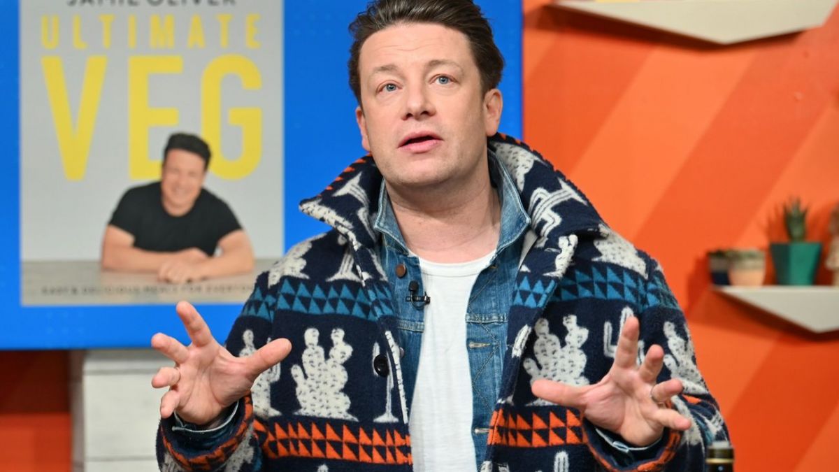 No starving involved: Famous chef Jamie Oliver reveals how he lost 12 kilograms