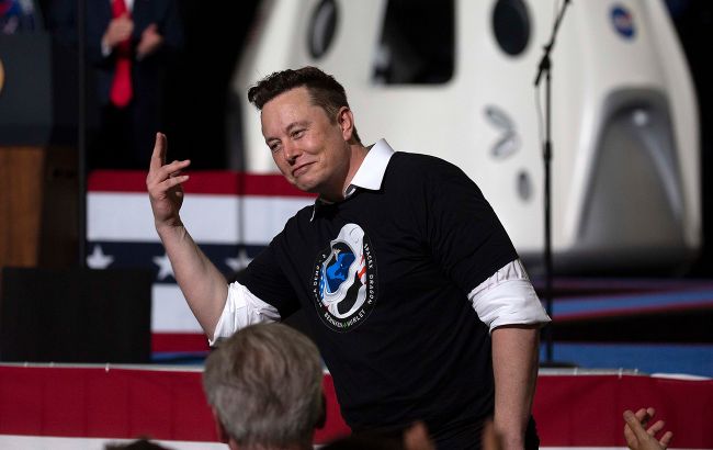Tesla board secretly explored replacing CEO Elon Musk amid stock crash