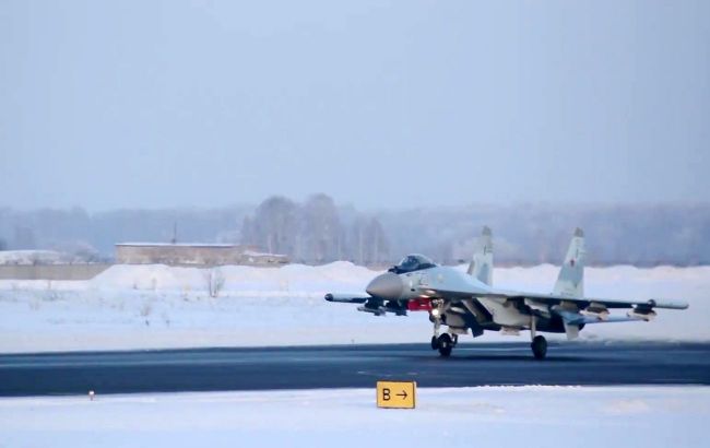 Range up to 320 km: Russian Su-35 jets armed with new missiles raising concern for NATO