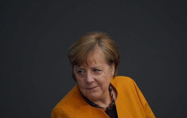 Lithuania criticizes Merkel for comments seen as justifying Putin