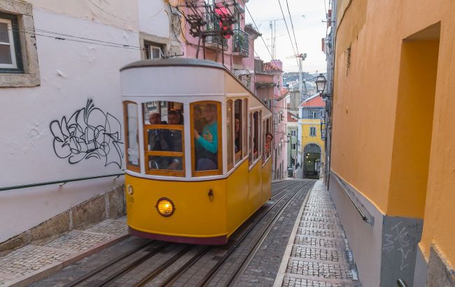 Ukrainian citizen killed in Lisbon funicular tragedy, says MFA