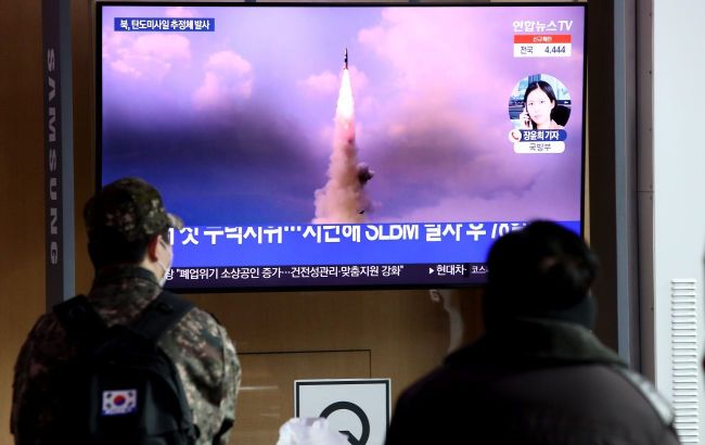 North Korean satellite launch fails - South Korea, USA searching rocket parts at sea