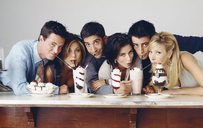 Friends celebrates 32 years: 5 iconic fashion looks from the series