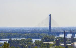Russia strikes Kyiv's Southern Bridge with drones: Transport and metro service suspended