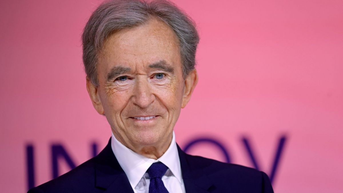 Bernard Arnault : Reports, news and investigations