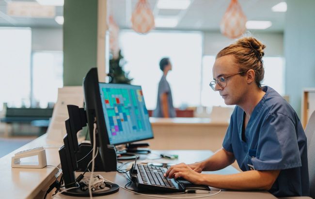 Robots in hallways and €5,000+ salaries - Inside Sweden's mind-blowing hospitals