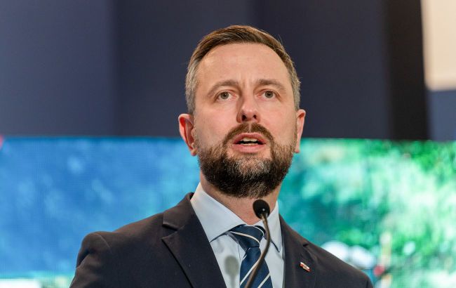 Poland's defense minister pushes back hard at opposition over Ukraine