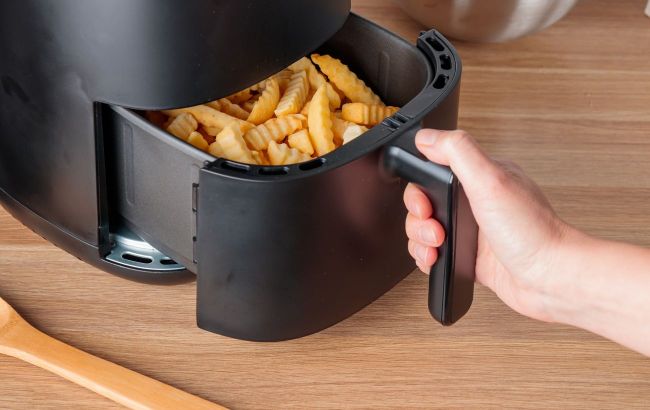 Air fryer mistakes: Foods you should never cook in it