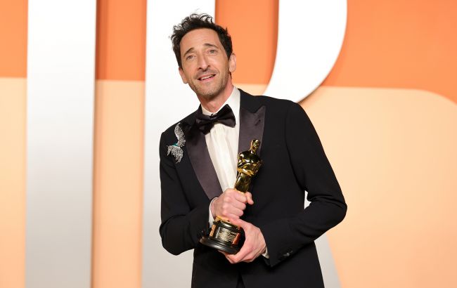 Adrien Brody takes home his second Oscar for The Brutalist, 22 years after his first