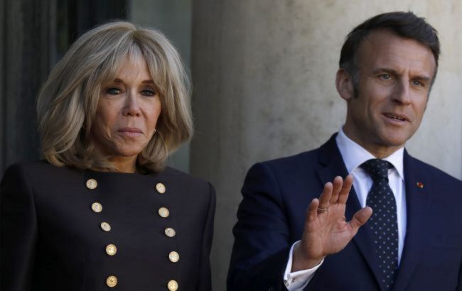 First Lady of France appears on tax portal with male gender marker