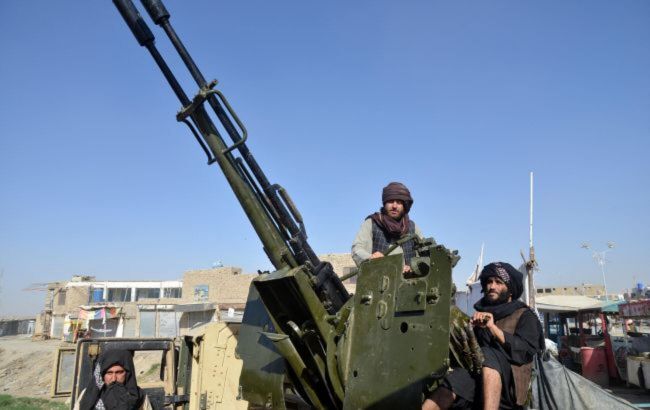 Pakistan and Afghanistan agree to ceasefire