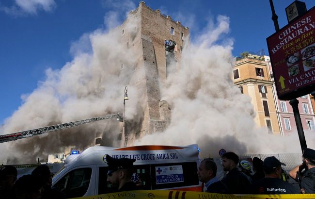 Central Rome shaken as historic tower crumbles — Person feared trapped