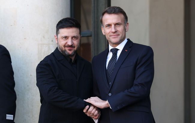 Zelenskyy in Paris: What's on the agenda