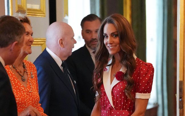 Retro vibes and bold red: Kate Middleton&rsquo;s new look goes viral