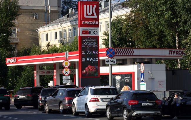 Fuel shortages in Crimea may last longer than expected, local authorities say