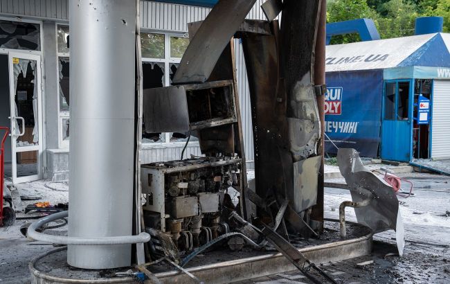 Russia strikes gas station in Ukraine's Kharkiv, killing one and injuring five