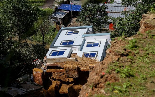 Nepal calls off flood search: 56 Ukrainians remain missing