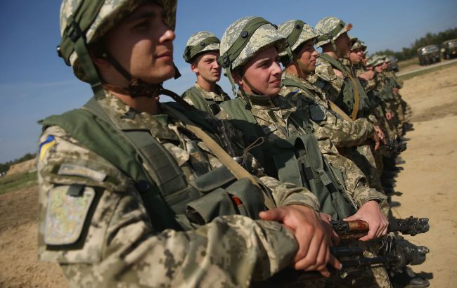 US weapons pause sparks new threats for Ukraine's military, ISW warns