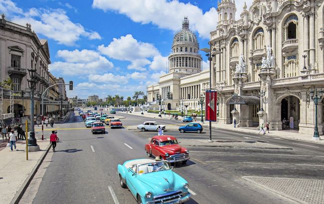 Traveler visits 120 cities and reveals 5 that will redefine your travel bucket list