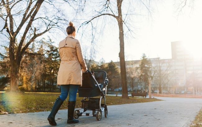 From occupation to safety: Mother and infant rescued after Russian attempts to take child