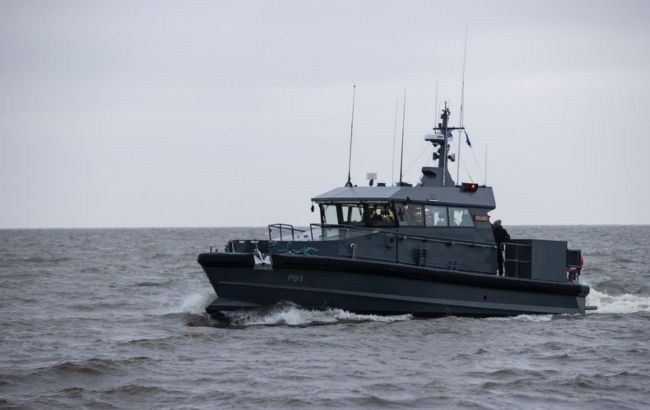Estonia with Denmark's assistance transfers two patrol boats to Ukraine