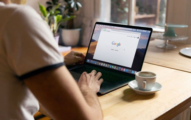 Google fined &euro;403 million over location data