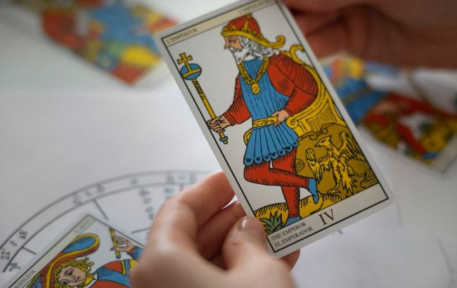 Tarot horoscope for the week. Who will step into new life?