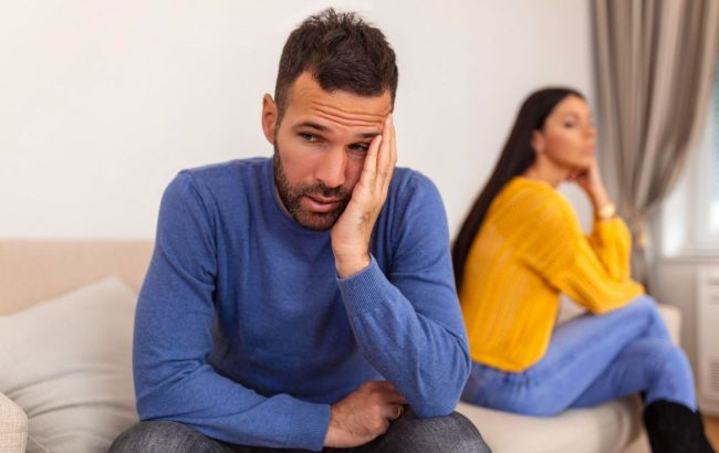 Psychologist lists 6 signs of falling out of love with partner