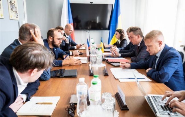 Czechia signs unique agreement with Ukraine